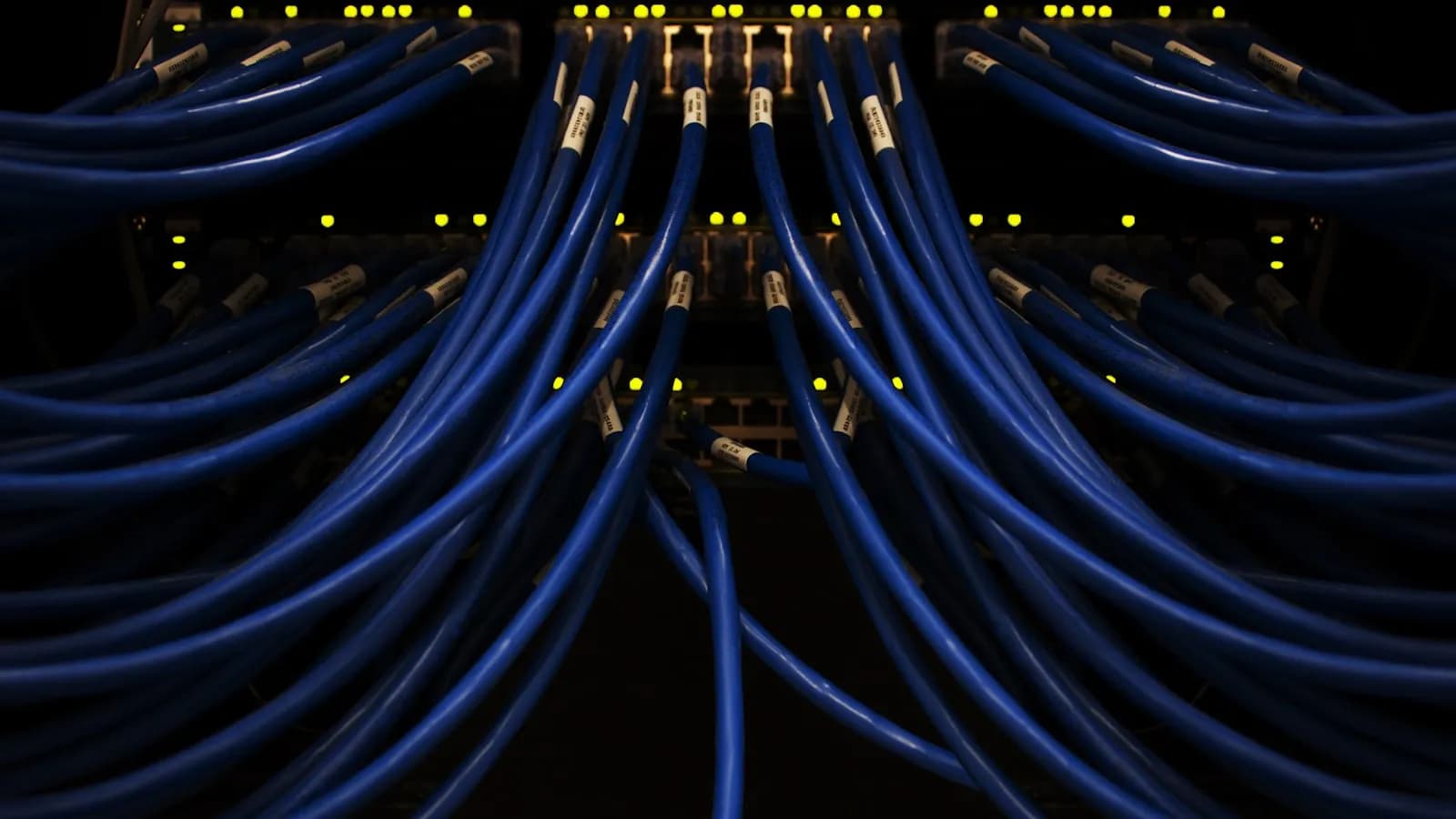 Webhook reliability engineering deep-dive cover